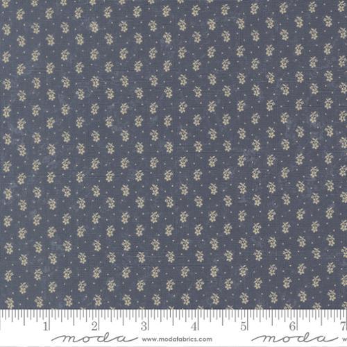 Bluebirds Nest Mid Blue 9805 34