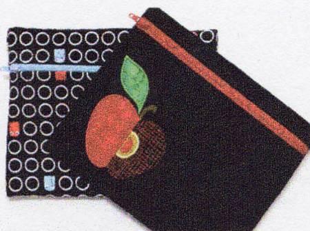 Quick Zip Bag by Karen Montgomery